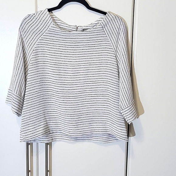 Bobeao Blouse Size XS - Picture 1 of 9
